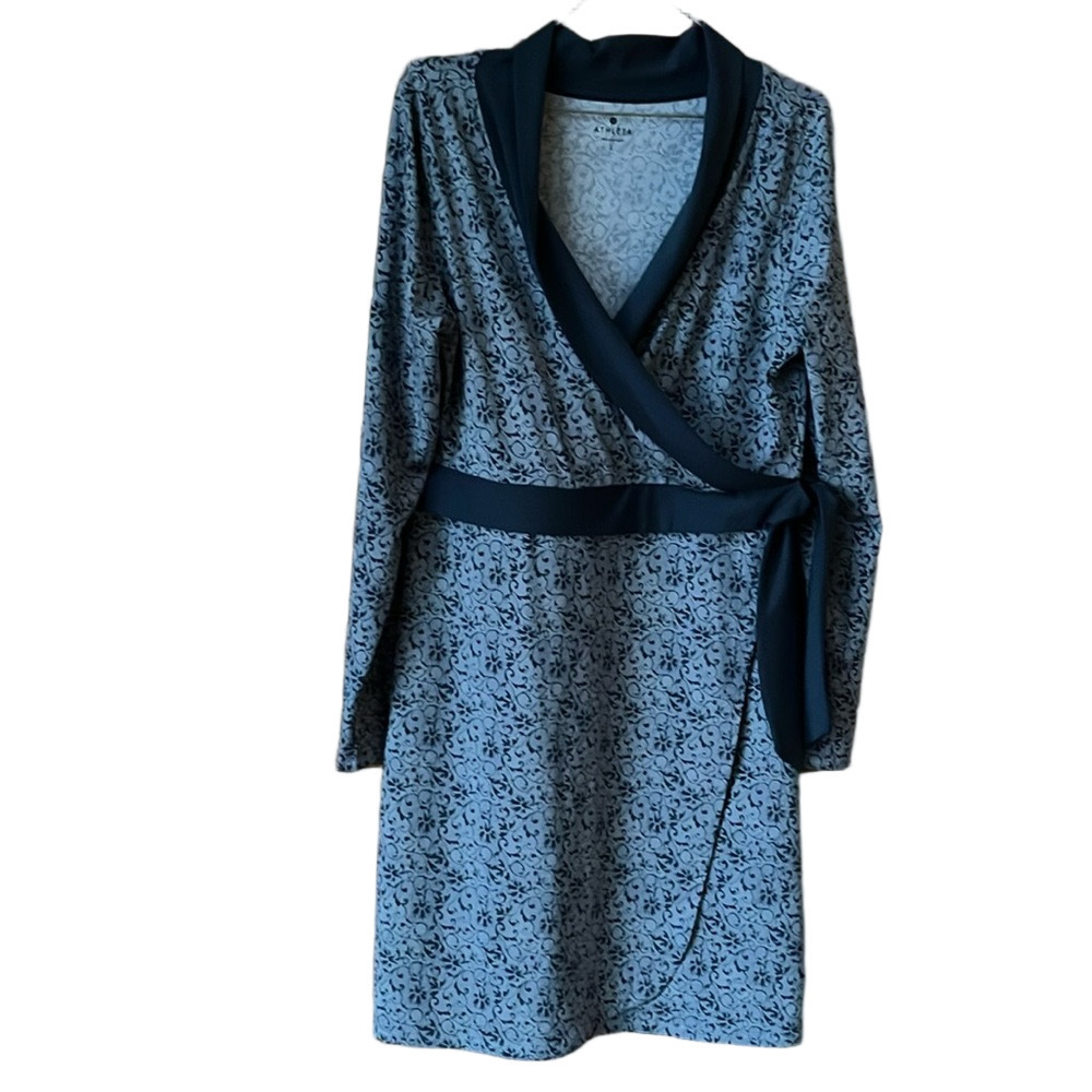 NWOT Athleta Dress - Size Large